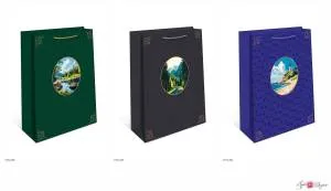 Пакет подарочный 18*22,3*10 см / 0192.569 / 1 шт. на выбор из 3 видов